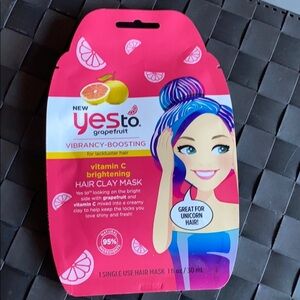 Yes to grapefruit brightening hair clay mask